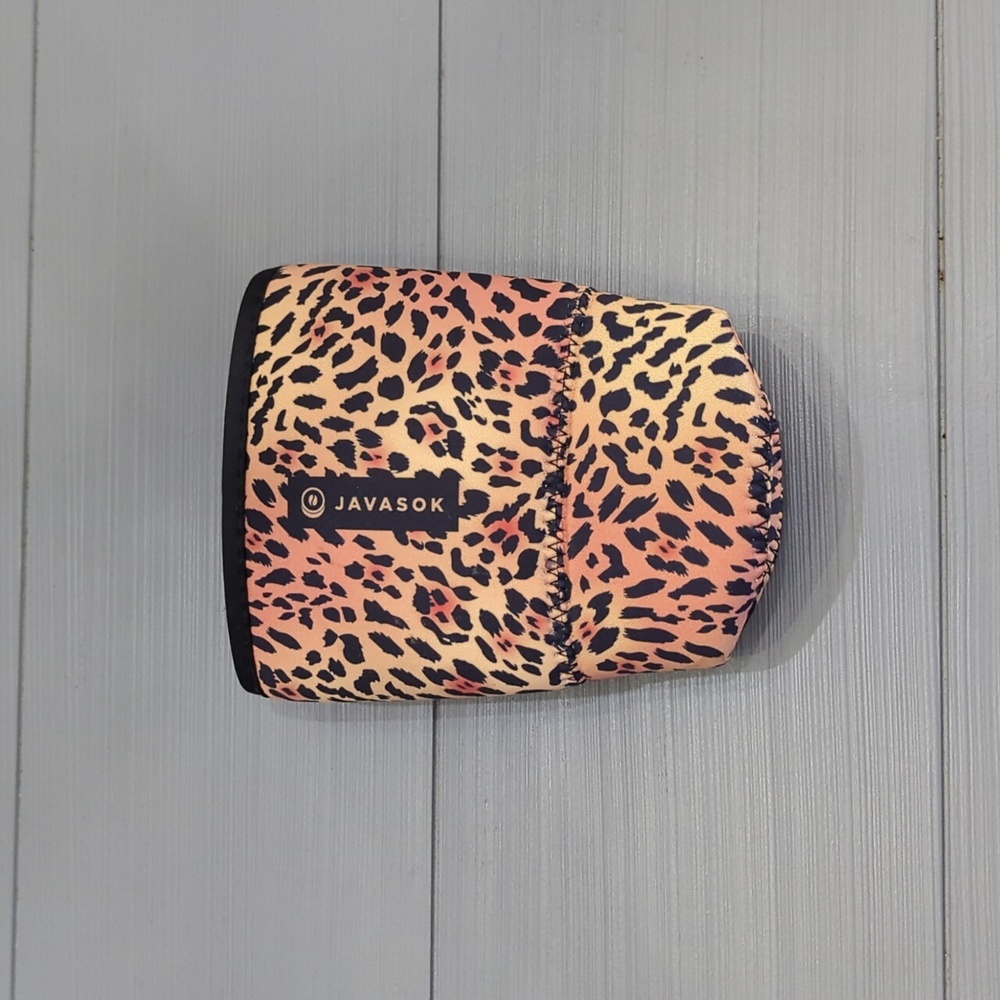 NWOT Java Sok Large Leopard Print Cold Drink Beverage Holder Sleeve 30-32oz